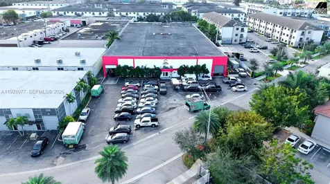 290 W 78th Road Hialeah FL 33014