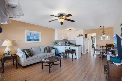 1000 SW 11th Avenue Hallandale Beach FL 33009