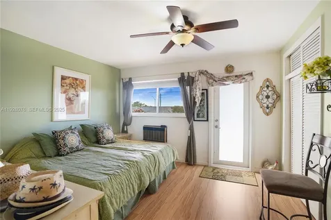 1000 SW 11th Avenue Hallandale Beach FL 33009
