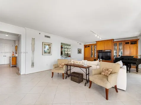 7947 Fisher Island Drive Miami Beach FL 33109