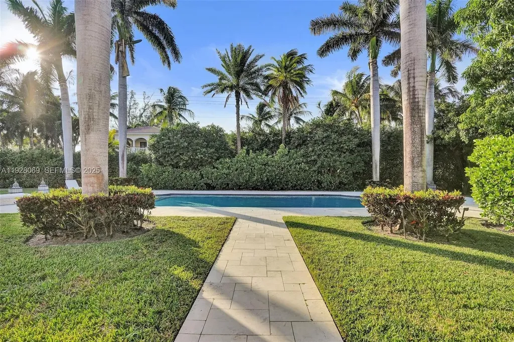 1281 Banyan Road Boca Raton FL 33432