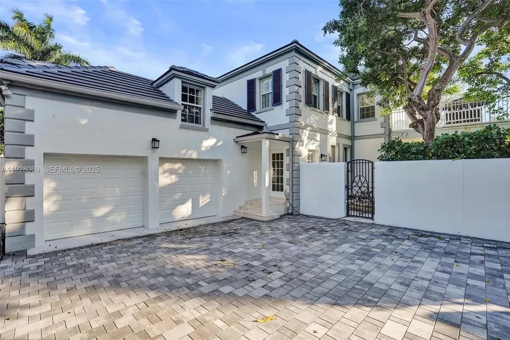 1281 Banyan Road Boca Raton FL 33432