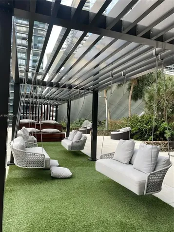 88 SW 7th Street Miami FL 33130