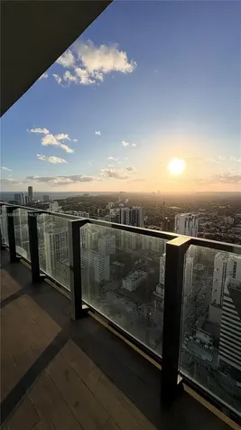 88 SW 7th Street Miami FL 33130