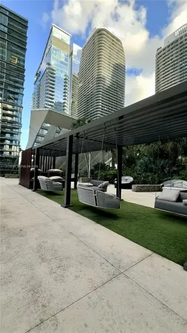 88 SW 7th Street Miami FL 33130