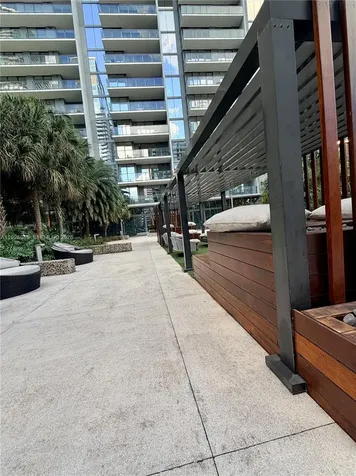88 SW 7th Street Miami FL 33130