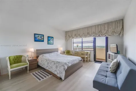 4900 N Ocean Boulevard Lauderdale By The Sea FL 33308