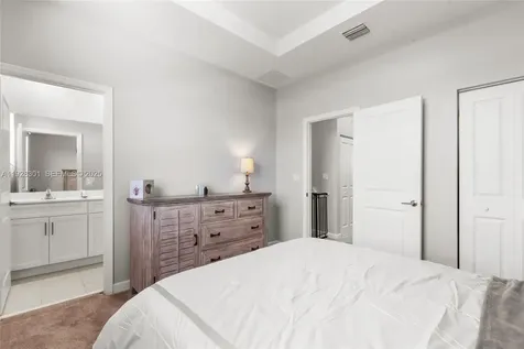 9917 SW 228th Terrace Miami FL 33190