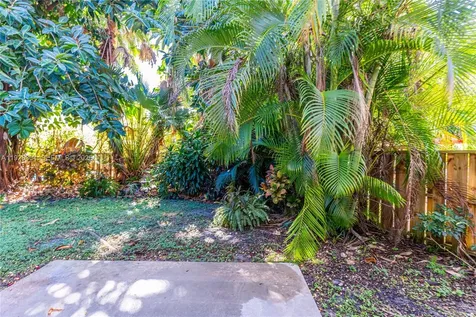 10132 NW 4th Street Plantation FL 33324