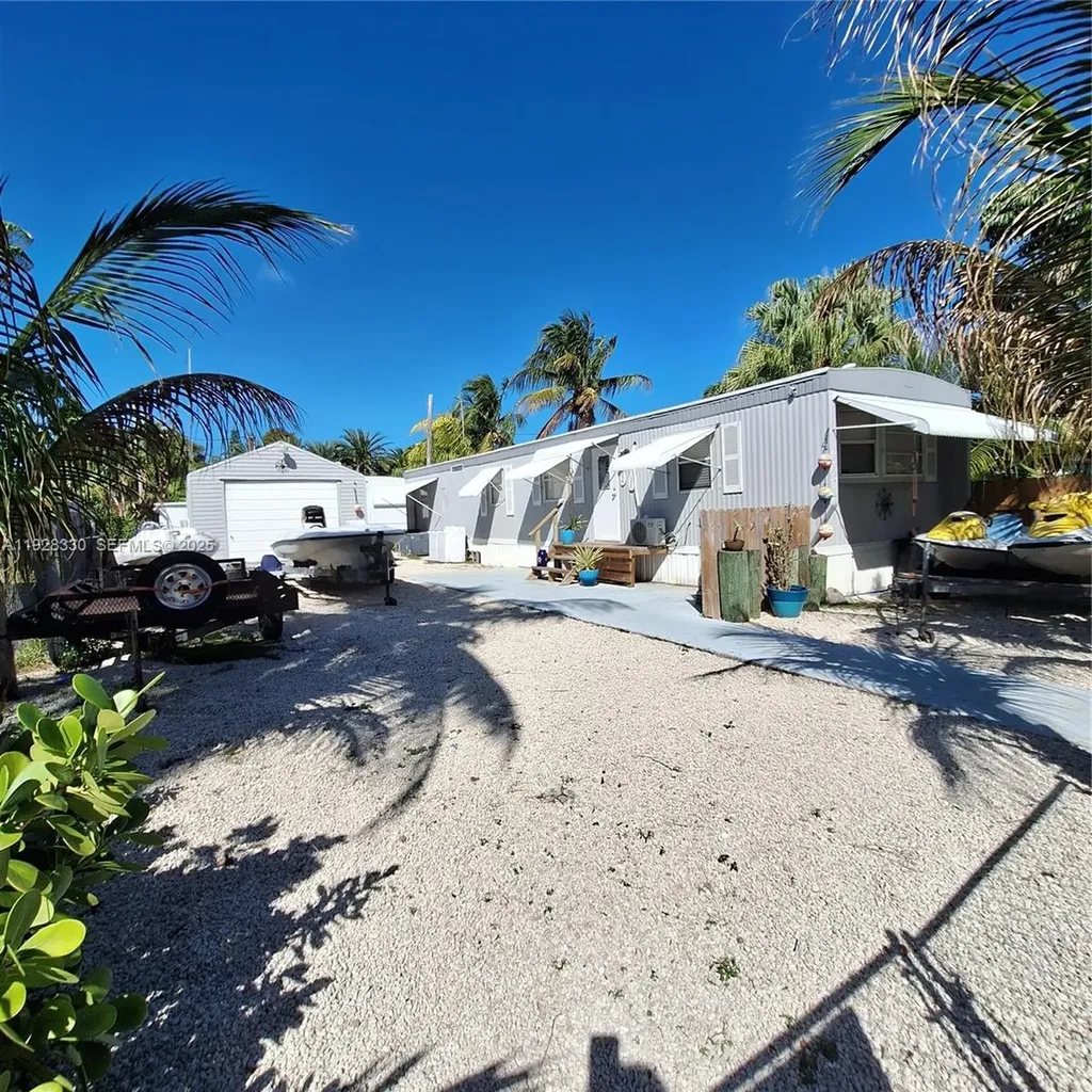 256 Lee Avenue Key Largo FL 33037