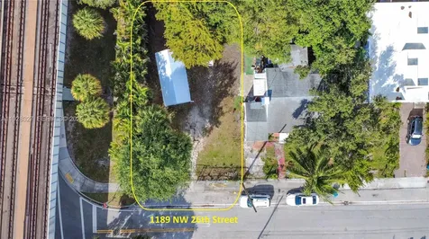1189 NW 26 Street Miami FL 33127