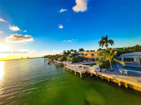 1500 S Treasure Drive North Bay Village FL 33141