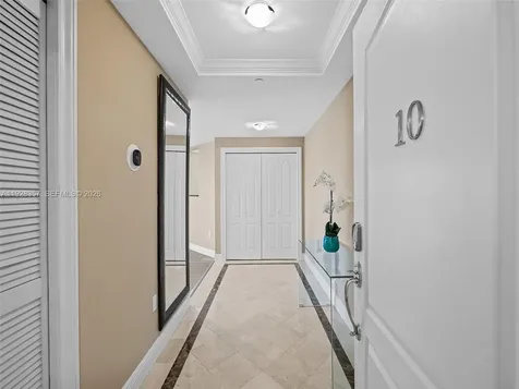 110 Hendricks Isle Fort Lauderdale FL 33301