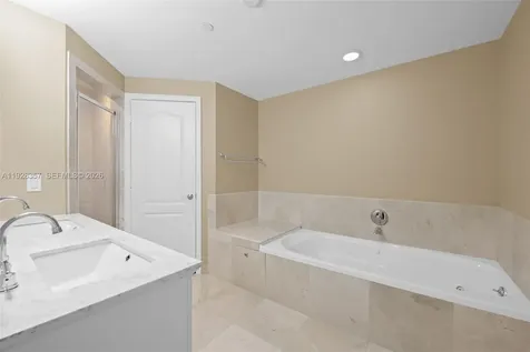 110 Hendricks Isle Fort Lauderdale FL 33301