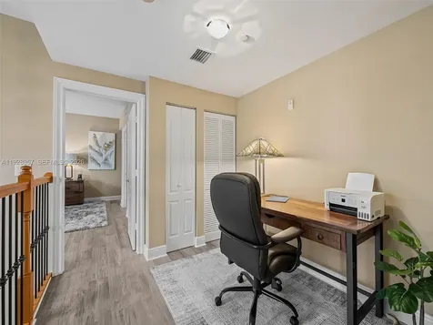 110 Hendricks Isle Fort Lauderdale FL 33301