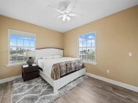 110 Hendricks Isle Fort Lauderdale FL 33301