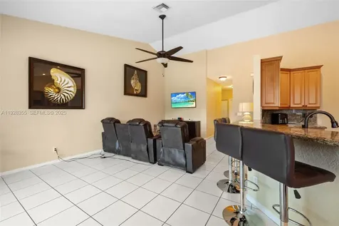 600 E Cypress Pointe Drive E Pembroke Pines FL 33027