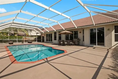 600 E Cypress Pointe Drive E Pembroke Pines FL 33027