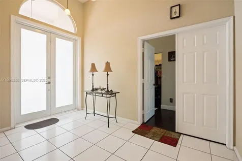600 E Cypress Pointe Drive E Pembroke Pines FL 33027