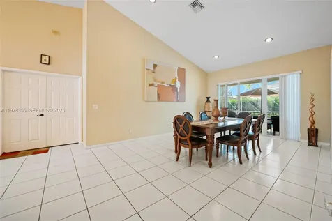 600 E Cypress Pointe Drive E Pembroke Pines FL 33027