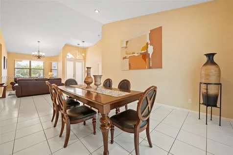600 E Cypress Pointe Drive E Pembroke Pines FL 33027