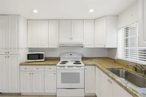 2642 NW 24th Avenue Miami FL 33142