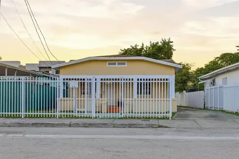 2642 NW 24th Avenue Miami FL 33142