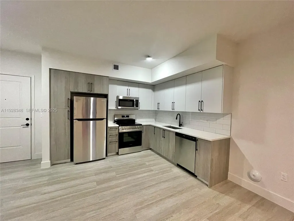 18412 Homestead Avenue Miami FL 33157