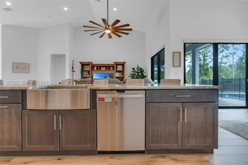 17924 N 68th Street N Loxahatchee FL 33470