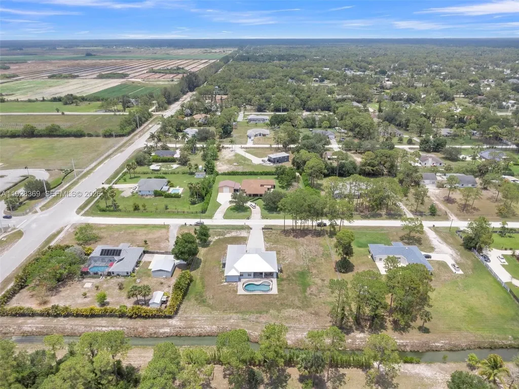 17924 N 68th Street N Loxahatchee FL 33470