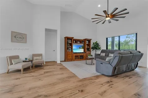 17924 N 68th Street N Loxahatchee FL 33470