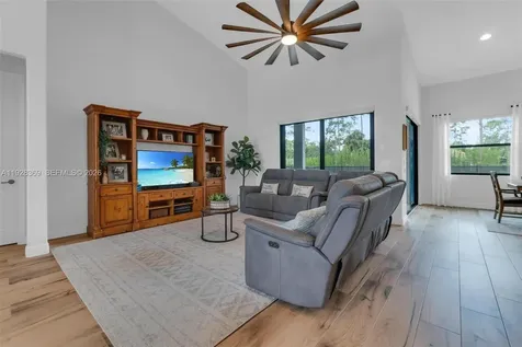 17924 N 68th Street N Loxahatchee FL 33470
