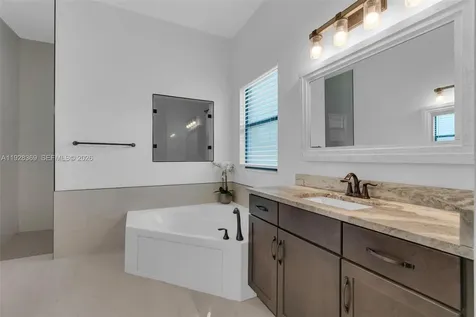 17924 N 68th Street N Loxahatchee FL 33470