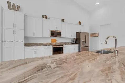 17924 N 68th Street N Loxahatchee FL 33470