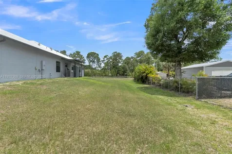 17924 N 68th Street N Loxahatchee FL 33470
