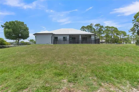 17924 N 68th Street N Loxahatchee FL 33470
