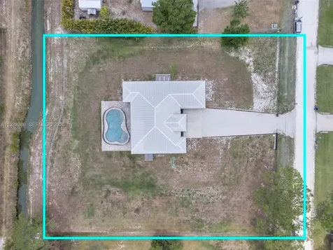 17924 N 68th Street N Loxahatchee FL 33470