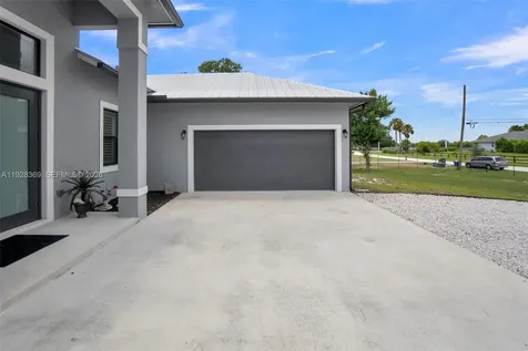17924 N 68th Street N Loxahatchee FL 33470