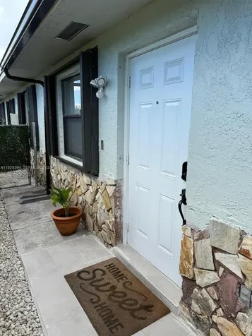 209 NW 7th Court Hallandale Beach FL 33009