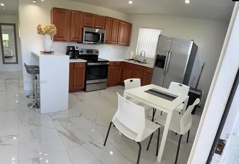 209 NW 7th Court Hallandale Beach FL 33009
