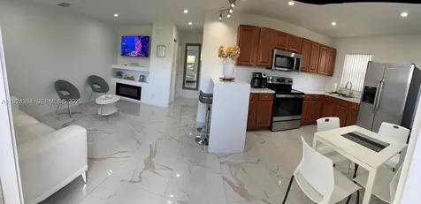 209 NW 7th Court Hallandale Beach FL 33009