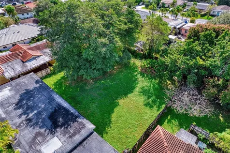 6550 SW 27th Street Miami FL 33155
