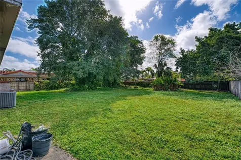 6550 SW 27th Street Miami FL 33155