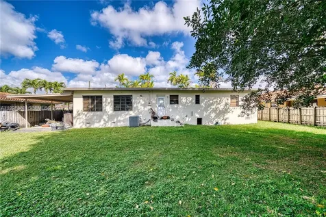 6550 SW 27th Street Miami FL 33155
