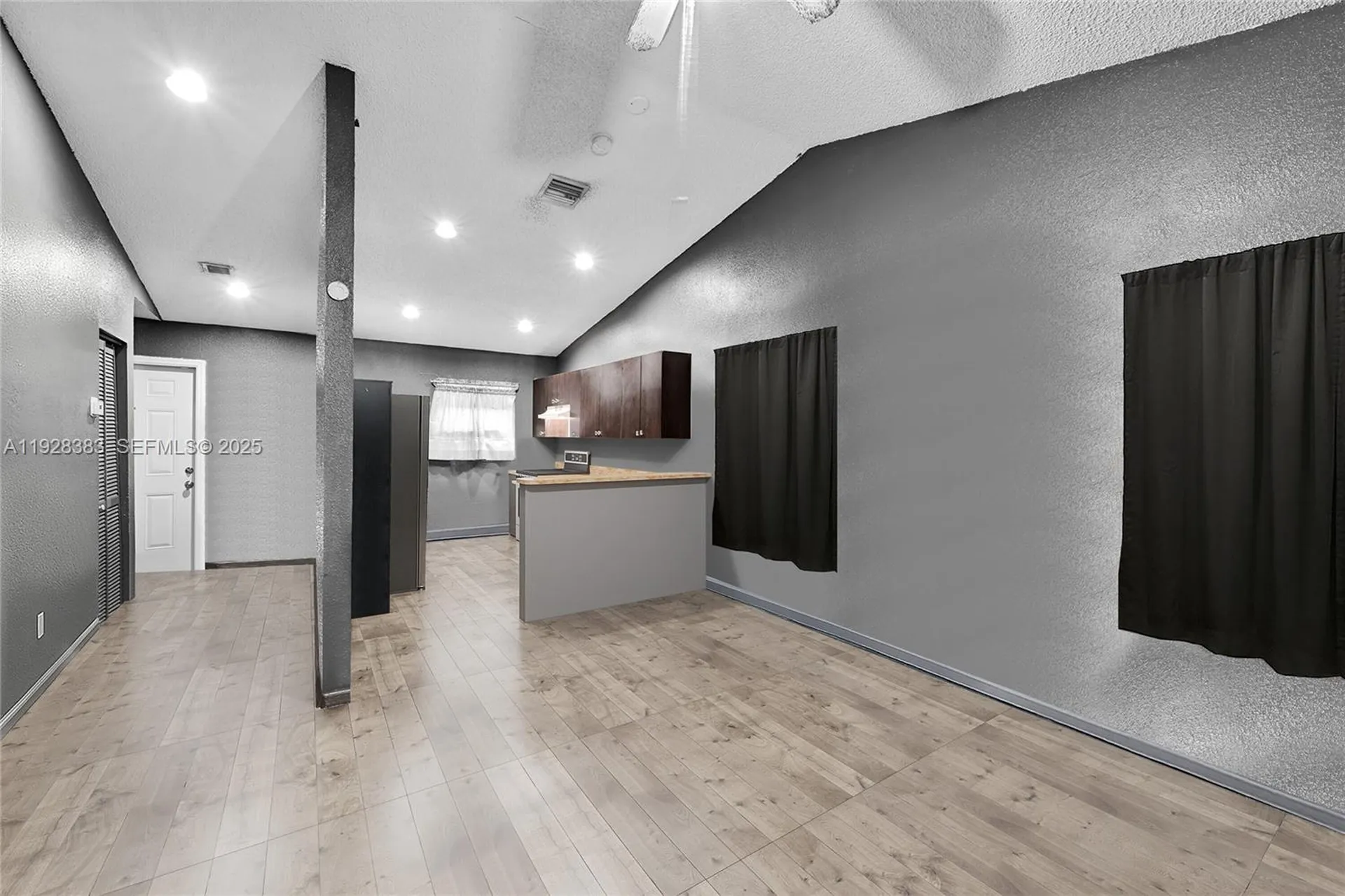 634 NW 15th Avenue Fort Lauderdale FL 33311