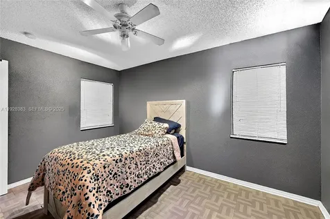 634 NW 15th Avenue Fort Lauderdale FL 33311
