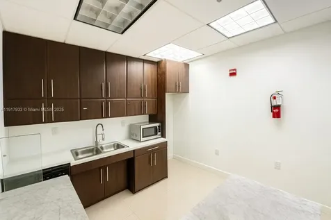 1000 5th Street Miami Beach FL 33139