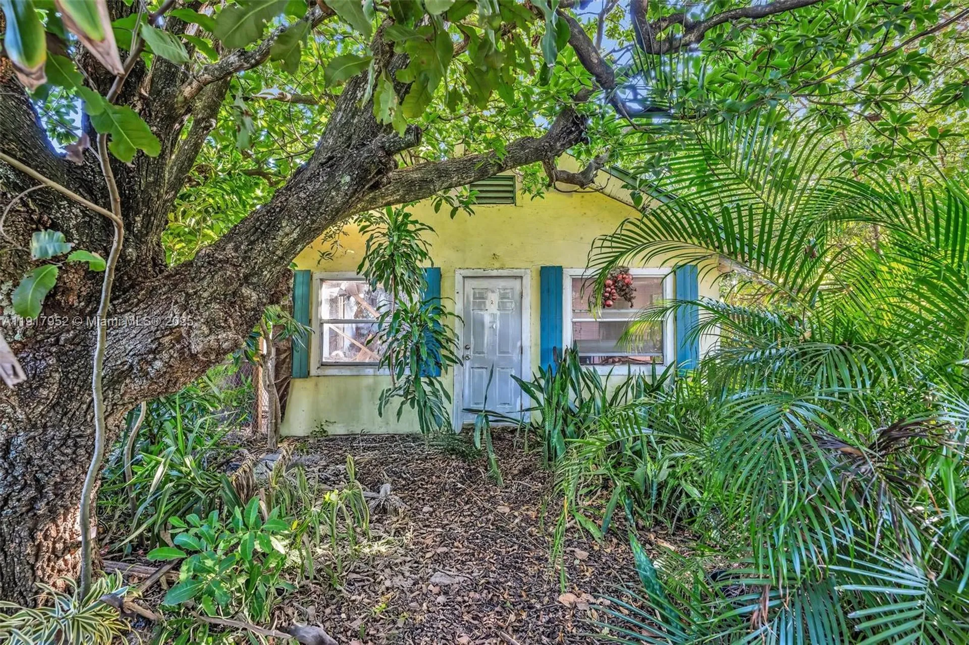 424 N J Street Lake Worth FL 33460