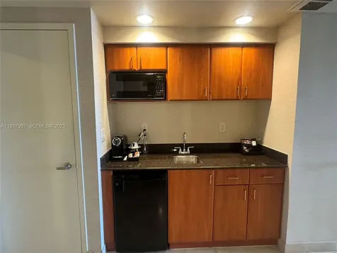 18001 Collins Avenue Sunny Isles Beach FL 33160