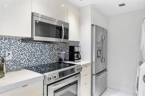 10275 Collins Avenue Bal Harbour FL 33154